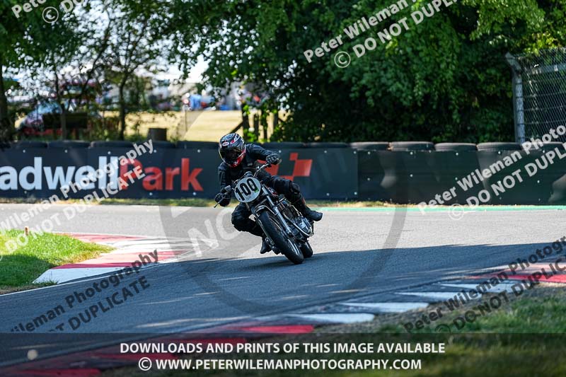 cadwell park;cadwell park photographs;cadwell trackday photographs;enduro digital images;event digital images;eventdigitalimages;peter wileman photography;racing digital images;trackday digital images;trackday photos